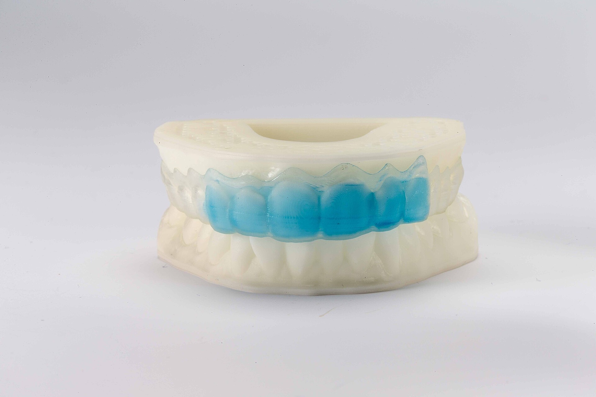 DMG DentaMile bleaching tray