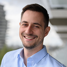 Portrait image Florian Stein